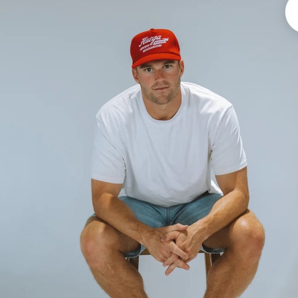 Red Embroidered Cap - Picture 5 of 5